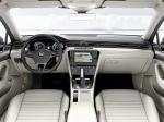 Volkswagen Passat Variant 2015 года